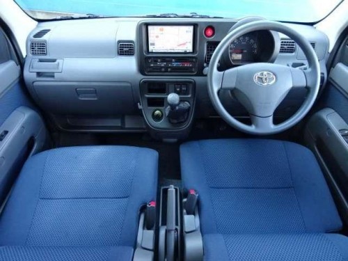 Характеристики автомобиля Toyota Pixis Van 660 Special 4WD (12.2011 - 03.2015): фото, вместимость, скорость, двигатель, топливо, масса, отзывы