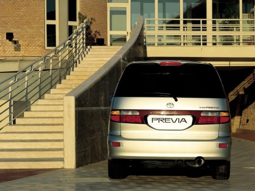 Характеристики автомобиля Toyota Previa 2.0 MT D4-D Linea Terra (02.2001 - 09.2003): фото, вместимость, скорость, двигатель, топливо, масса, отзывы