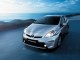 Характеристики автомобиля Toyota Prius 1.8 G welcab friendmatic type II (12.2011 - 09.2012): фото, вместимость, скорость, двигатель, топливо, масса, отзывы