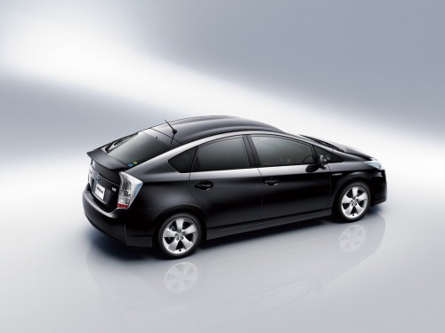 Характеристики автомобиля Toyota Prius 1.8 G welcab friendmatic type III (07.2009 - 11.2011): фото, вместимость, скорость, двигатель, топливо, масса, отзывы
