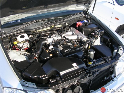 Характеристики автомобиля Toyota Progres 2.5 NC250 Four 4WD (12.1999 - 03.2001): фото, вместимость, скорость, двигатель, топливо, масса, отзывы