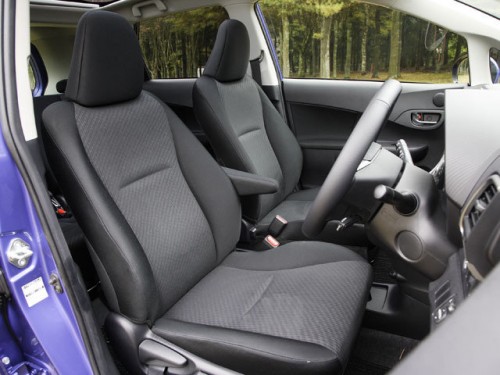 Характеристики автомобиля Toyota Ractis 1.3 G welcab friendmatic equipped car type I (10.2011 - 06.2012): фото, вместимость, скорость, двигатель, топливо, масса, отзывы