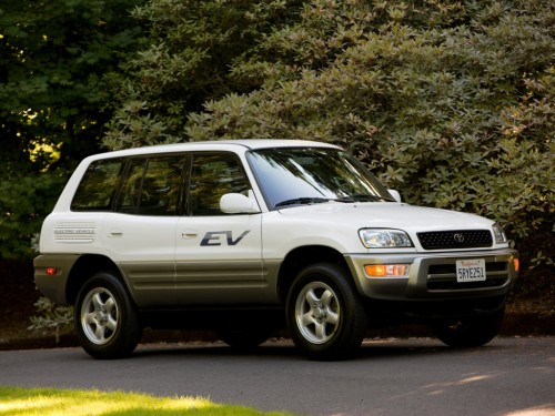Характеристики автомобиля Toyota RAV4 EV (11.1997 - 06.2000): фото, вместимость, скорость, двигатель, топливо, масса, отзывы