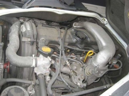 Характеристики автомобиля Toyota Regius Ace 2.0 DX (4 door) (08.2001 - 07.2002): фото, вместимость, скорость, двигатель, топливо, масса, отзывы