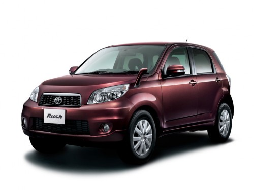 Характеристики автомобиля Toyota Rush 1.5 G L package (04.2012 - 12.2012): фото, вместимость, скорость, двигатель, топливо, масса, отзывы