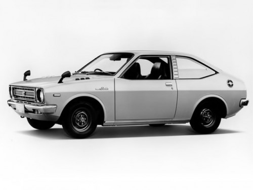 Характеристики автомобиля Toyota Starlet 1.0 XT D (04.1973 - 01.1976): фото, вместимость, скорость, двигатель, топливо, масса, отзывы