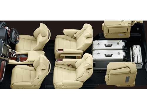 Характеристики автомобиля Toyota Vellfire 2.5 X Welcab side seat lift-up detachable type (electric) 4WD (01.2015 - 12.2017): фото, вместимость, скорость, двигатель, топливо, масса, отзывы
