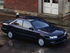 Toyota Vista 2.0 Etoile (07.1994 - 12.1994)