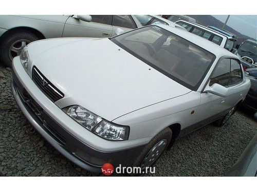 Характеристики автомобиля Toyota Vista 1.8 VJ (01.1995 - 04.1996): фото, вместимость, скорость, двигатель, топливо, масса, отзывы