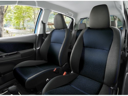 Характеристики автомобиля Toyota Vitz 1.0 F M Package (04.2014 - 05.2015): фото, вместимость, скорость, двигатель, топливо, масса, отзывы