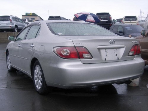 Характеристики автомобиля Toyota Windom 3.0 G limited edition (08.2001 - 06.2003): фото, вместимость, скорость, двигатель, топливо, масса, отзывы