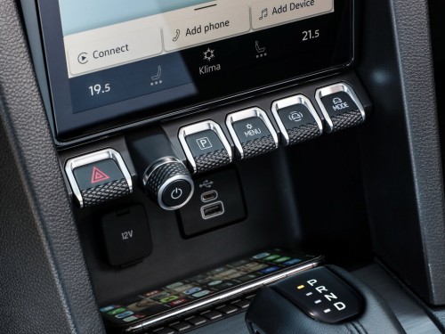 Характеристики автомобиля Volkswagen Amarok 3.0 TDI AT DoubleCab Aventura (12.2022 - н.в.): фото, вместимость, скорость, двигатель, топливо, масса, отзывы