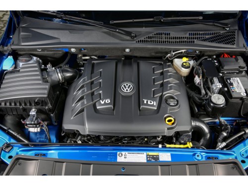 Характеристики автомобиля Volkswagen Amarok 2.0 biTDI AT DoubleCab Highline (09.2016 - 01.2020): фото, вместимость, скорость, двигатель, топливо, масса, отзывы