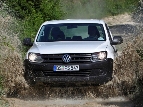 Характеристики автомобиля Volkswagen Amarok 2.0 TDI DoubleCab Atacama (04.2015 - 07.2015): фото, вместимость, скорость, двигатель, топливо, масса, отзывы