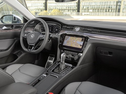 Характеристики автомобиля Volkswagen Arteon 2.0 TDI DSG Elegance (10.2017 - 06.2020): фото, вместимость, скорость, двигатель, топливо, масса, отзывы