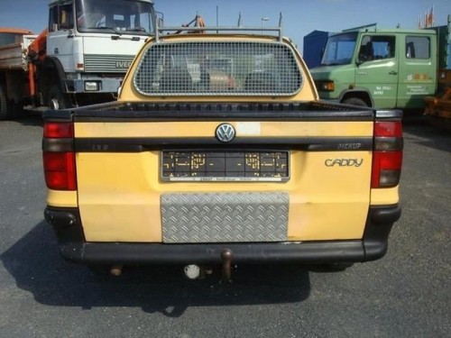 Характеристики автомобиля Volkswagen Caddy 1.4 MT (06.1996 - 12.2000): фото, вместимость, скорость, двигатель, топливо, масса, отзывы