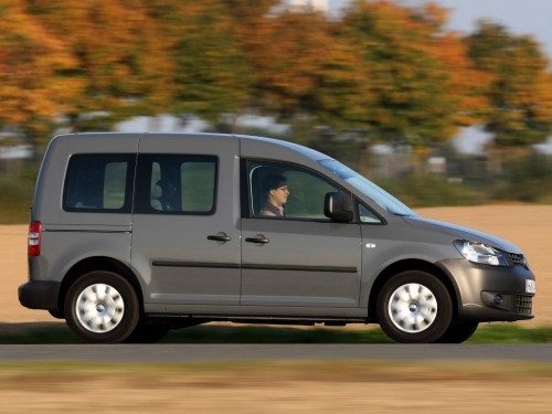 Характеристики автомобиля Volkswagen Caddy 1.2 TSI CrossCaddy (09.2010 - 08.2015): фото, вместимость, скорость, двигатель, топливо, масса, отзывы