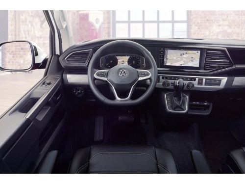 Характеристики автомобиля Volkswagen Caravelle 2.0 TDI DSG Comfortline (01.2020 - 12.2022): фото, вместимость, скорость, двигатель, топливо, масса, отзывы
