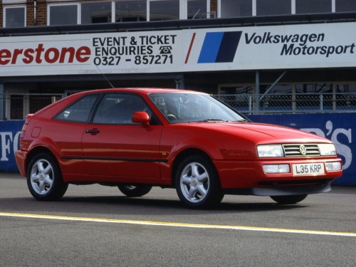 Характеристики автомобиля Volkswagen Corrado 2.0 MT (08.1991 - 07.1994): фото, вместимость, скорость, двигатель, топливо, масса, отзывы