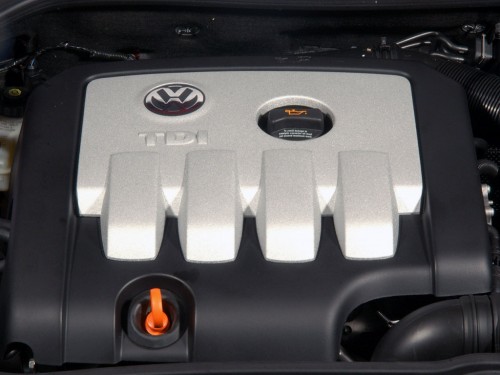 Характеристики автомобиля Volkswagen Golf Plus 1.6 Tiptronic Sportline (05.2007 - 03.2008): фото, вместимость, скорость, двигатель, топливо, масса, отзывы