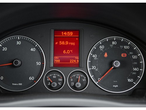 Характеристики автомобиля Volkswagen Golf Plus 1.6 Tiptronic Comfortline (08.2005 - 04.2007): фото, вместимость, скорость, двигатель, топливо, масса, отзывы