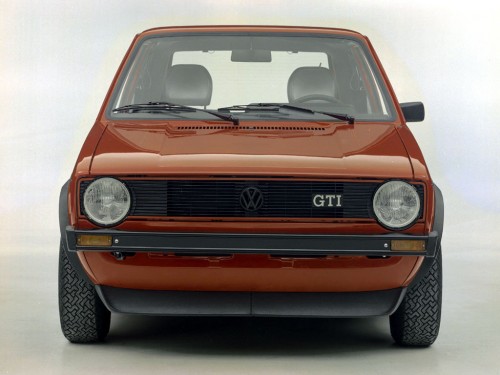 Характеристики автомобиля Volkswagen Golf 1.5 MT4 GL (03.1974 - 07.1978): фото, вместимость, скорость, двигатель, топливо, масса, отзывы