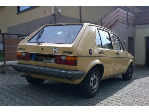 Характеристики автомобиля Volkswagen Golf 1.3 MT C (08.1980 - 12.1982): фото, вместимость, скорость, двигатель, топливо, масса, отзывы
