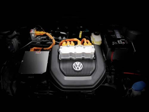 Характеристики автомобиля Volkswagen Golf 1.2 TSI DSG Cup 5dr. (12.2013 - 04.2015): фото, вместимость, скорость, двигатель, топливо, масса, отзывы