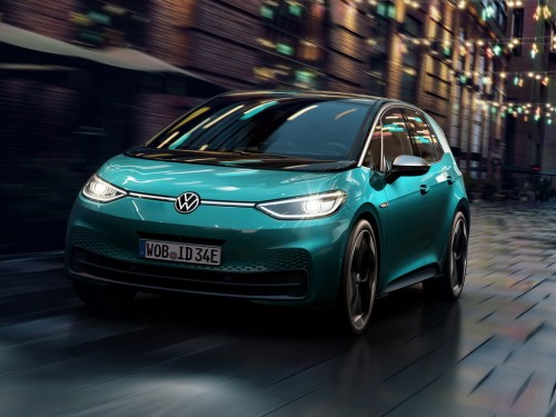 Характеристики автомобиля Volkswagen ID.3 58 kWh Pro Business (11.2020 - 01.2022): фото, вместимость, скорость, двигатель, топливо, масса, отзывы