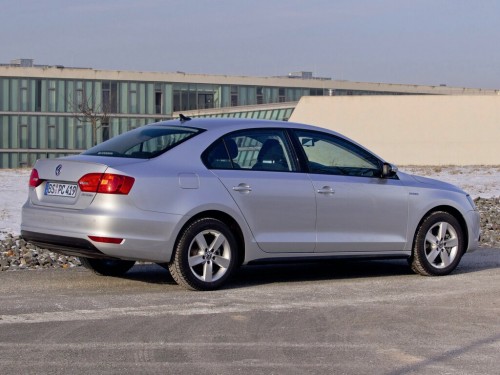 Характеристики автомобиля Volkswagen Jetta 1.4 TSI MT Comfortline (11.2010 - 09.2014): фото, вместимость, скорость, двигатель, топливо, масса, отзывы