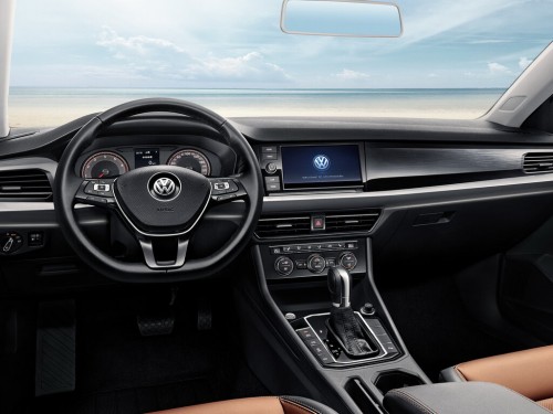 Характеристики автомобиля Volkswagen Lavida 1.5 MT Fashion Gran Lavida (08.2018 - 11.2020): фото, вместимость, скорость, двигатель, топливо, масса, отзывы