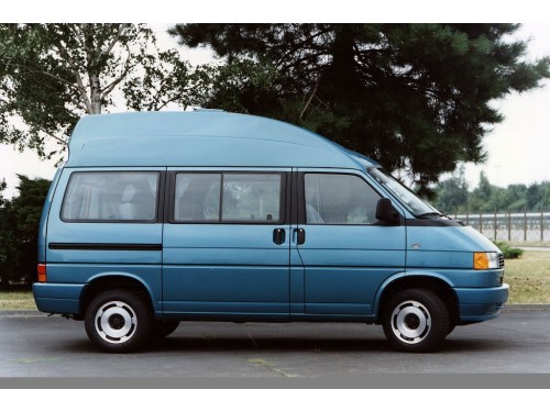 Характеристики автомобиля Volkswagen Multivan 2.0 (09.1990 - 09.1995): фото, вместимость, скорость, двигатель, топливо, масса, отзывы