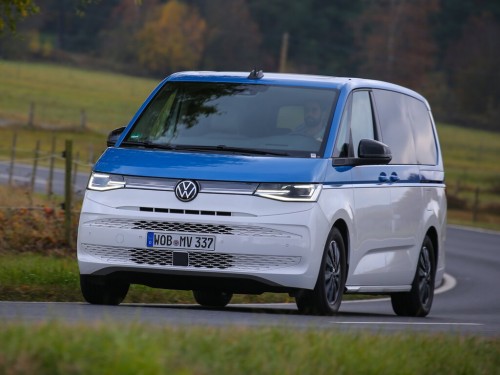 Характеристики автомобиля Volkswagen Multivan 1.4 eHybrid PHV DSG Edition (10.2021 - 03.2022): фото, вместимость, скорость, двигатель, топливо, масса, отзывы