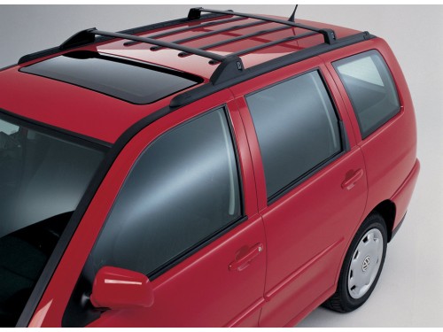 Характеристики автомобиля Volkswagen Polo 1.6 MT (11.1995 - 09.1999): фото, вместимость, скорость, двигатель, топливо, масса, отзывы