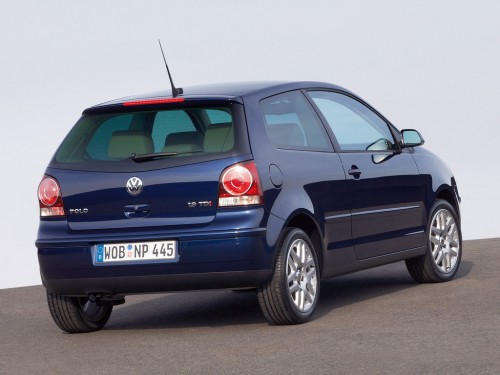 Характеристики автомобиля Volkswagen Polo 1.2 MT Sportline 3dr. (05.2007 - 05.2009): фото, вместимость, скорость, двигатель, топливо, масса, отзывы