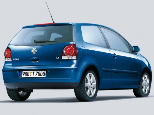 Характеристики автомобиля Volkswagen Polo 1.2 MT Sportline 3dr. (05.2007 - 05.2009): фото, вместимость, скорость, двигатель, топливо, масса, отзывы