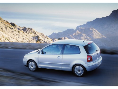 Характеристики автомобиля Volkswagen Polo 1.2 MT 3dr. (11.2001 - 05.2005): фото, вместимость, скорость, двигатель, топливо, масса, отзывы