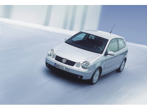 Характеристики автомобиля Volkswagen Polo 1.2 MT Cricket 3dr. (04.2004 - 05.2005): фото, вместимость, скорость, двигатель, топливо, масса, отзывы