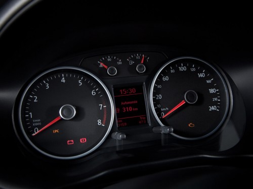 Характеристики автомобиля Volkswagen Saveiro 1.6 MT Trendline CD Double Cab (01.2014 - 01.2016): фото, вместимость, скорость, двигатель, топливо, масса, отзывы