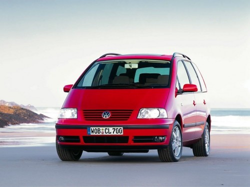 Характеристики автомобиля Volkswagen Sharan 2.8 Tiptronic Comfortline (05.2000 - 10.2005): фото, вместимость, скорость, двигатель, топливо, масса, отзывы
