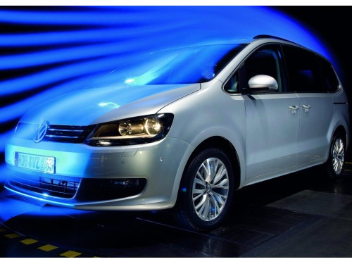 Характеристики автомобиля Volkswagen Sharan 1.4 TSI MT BlueMotion Comfortline 7 seats (04.2010 - 01.2011): фото, вместимость, скорость, двигатель, топливо, масса, отзывы