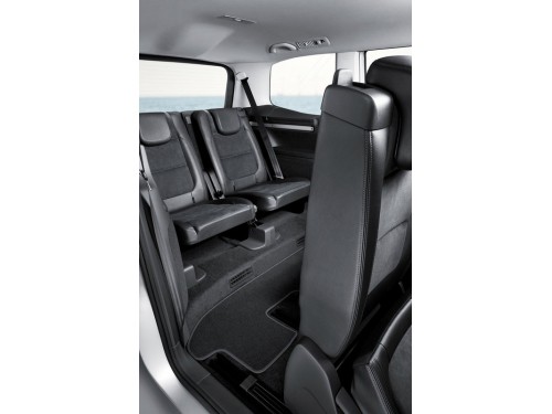Характеристики автомобиля Volkswagen Sharan 1.4 TSI DSG BlueMotion Trendline 5 seats (02.2011 - 12.2012): фото, вместимость, скорость, двигатель, топливо, масса, отзывы