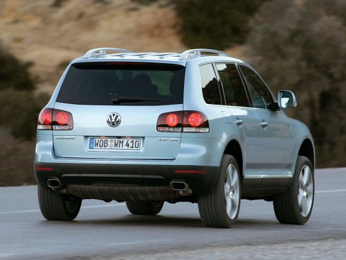 Характеристики автомобиля Volkswagen Touareg 3.6 FSI Tiptronic Individual (11.2006 - 02.2010): фото, вместимость, скорость, двигатель, топливо, масса, отзывы