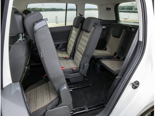 Характеристики автомобиля Volkswagen Touran 1.4 TSI DSG Join (01.2018 - 08.2018): фото, вместимость, скорость, двигатель, топливо, масса, отзывы
