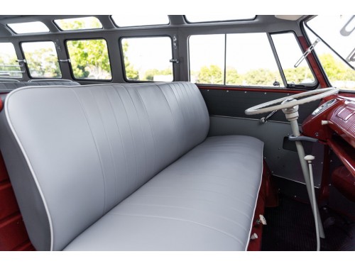 Характеристики автомобиля Volkswagen Type 2 1.2 MT 1200 Bus Bulli Samba (01.1959 - 12.1959): фото, вместимость, скорость, двигатель, топливо, масса, отзывы
