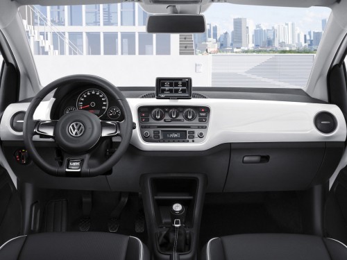 Характеристики автомобиля Volkswagen up! 1.0 AMT groove Up! 3dr. (06.2013 - 11.2014): фото, вместимость, скорость, двигатель, топливо, масса, отзывы