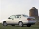Характеристики автомобиля Volkswagen Vento 1.6 MT CL (11.1995 - 07.1998): фото, вместимость, скорость, двигатель, топливо, масса, отзывы
