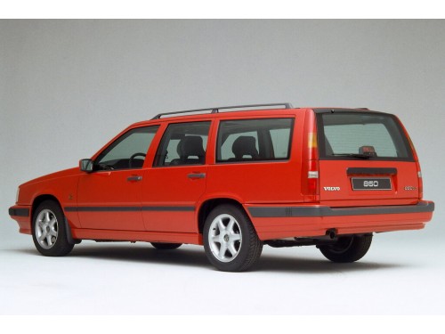 Характеристики автомобиля Volvo 850 2.0 MT 850 GLE (02.1993 - 07.1993): фото, вместимость, скорость, двигатель, топливо, масса, отзывы
