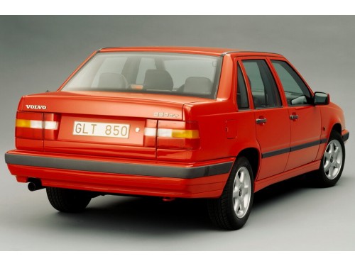 Характеристики автомобиля Volvo 850 2.4 MT 850 GLE (06.1991 - 07.1993): фото, вместимость, скорость, двигатель, топливо, масса, отзывы