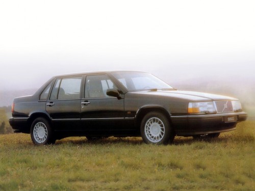 Характеристики автомобиля Volvo 960 2.8 MT 960 (09.1990 - 08.1992): фото, вместимость, скорость, двигатель, топливо, масса, отзывы
